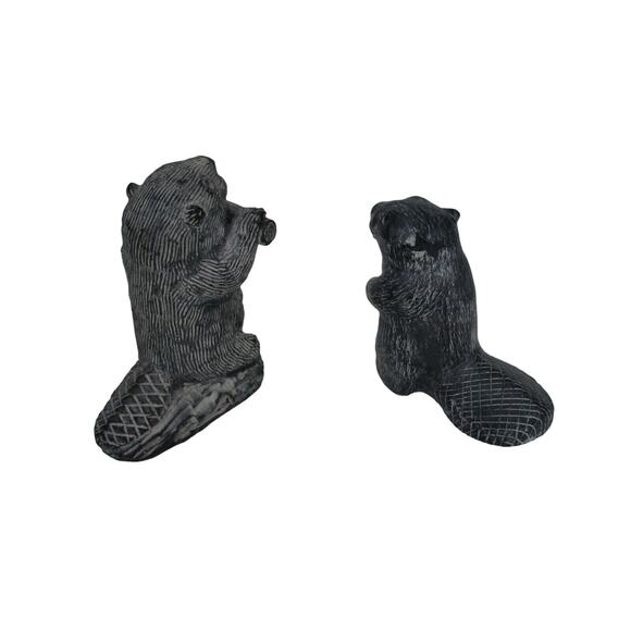 2 Vintage Beavers Soapstone Figurines - AL Wolf Hand Made in Canada - Picture 3 of 6